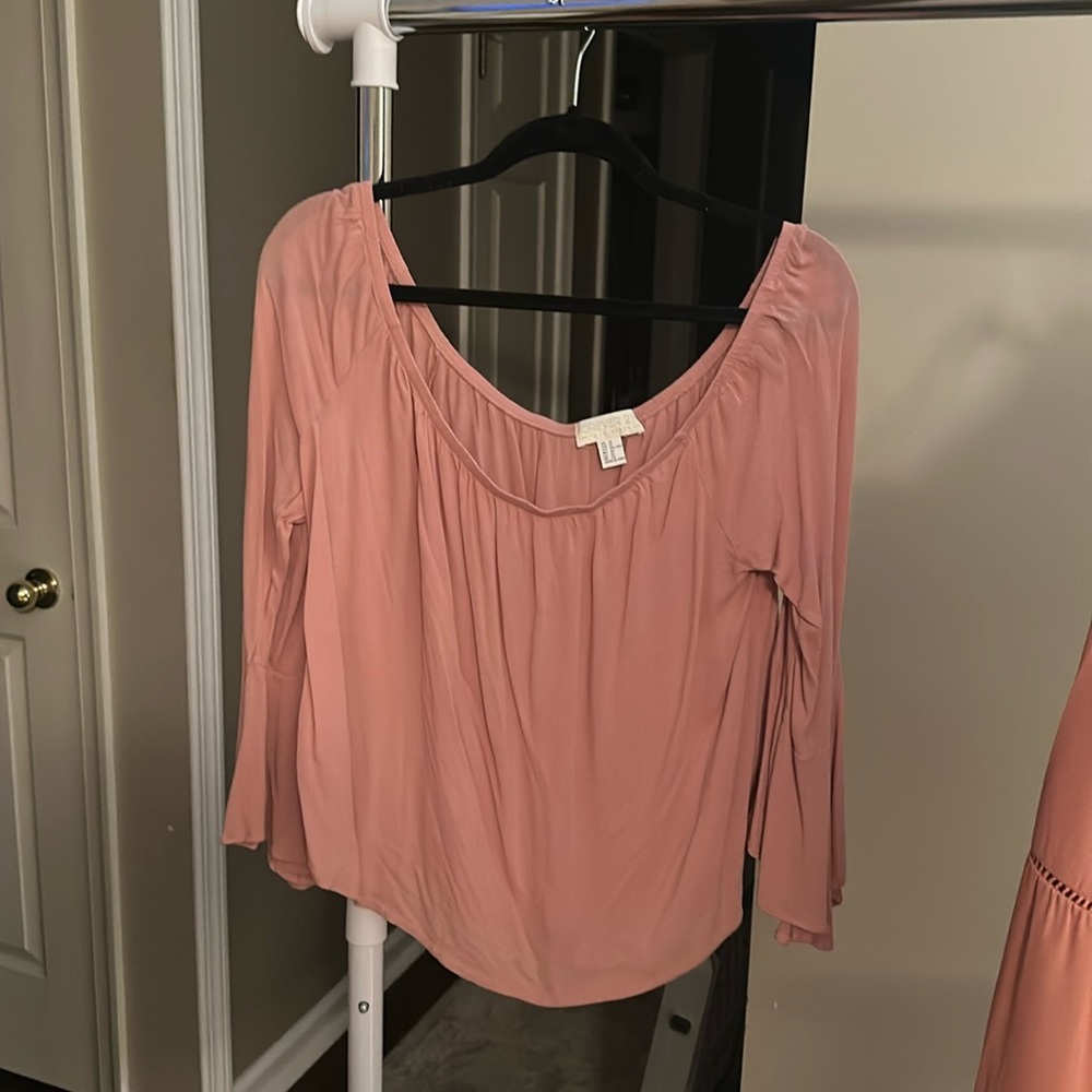 Pink blouse with flare sleeve​
